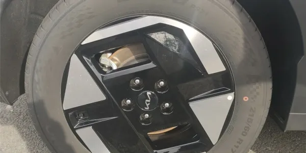 visuel - Kia EV3 81.4 KWH 204 CH Earth