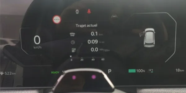 visuel - Kia EV3 81.4 KWH 204 CH Earth