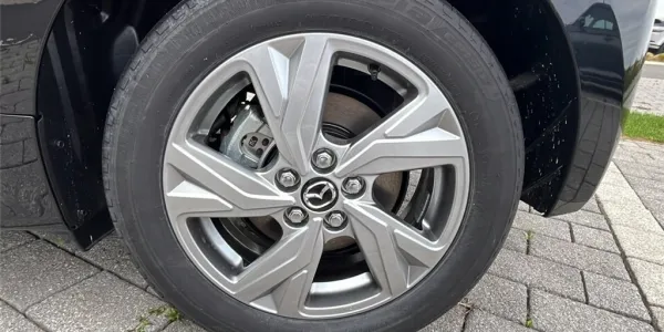 visuel - Mazda 2 IV HYBRID 2025 1.5L CVT 116 CH Exclusive-Line