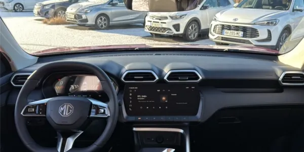 visuel - MG ZS III 1.5 L HYBRID+ 197 CH Luxury