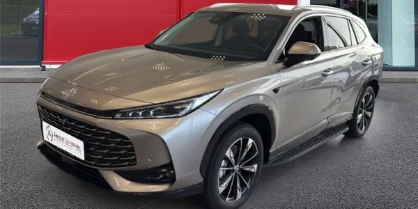 Photo - MG EHS II 1.5T PHEV 272 CH Luxury