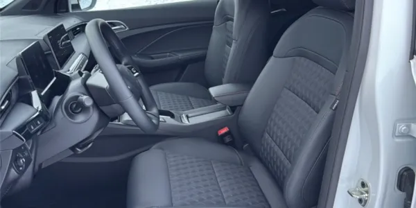 visuel - MG mg3 1.5 L HYBRID+ 195 CH Luxury