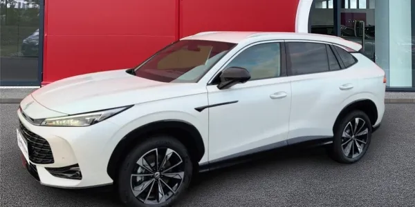 Photo - MG EHS II 1.5 HYBRID+ 224 CH Luxury