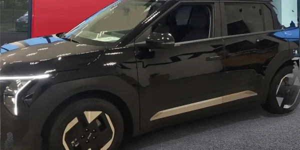 Photo - Kia EV3 81.4 KWH 204 CH Earth