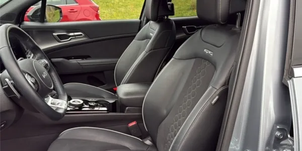 visuel - Kia Sportage V 1.6 T-GDI 210CH ISG HYBRIDE BVA6 4X2 GT-line