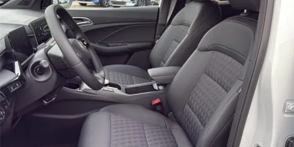visuel - MG mg3 1.5 L HYBRID+ 195 CH Luxury