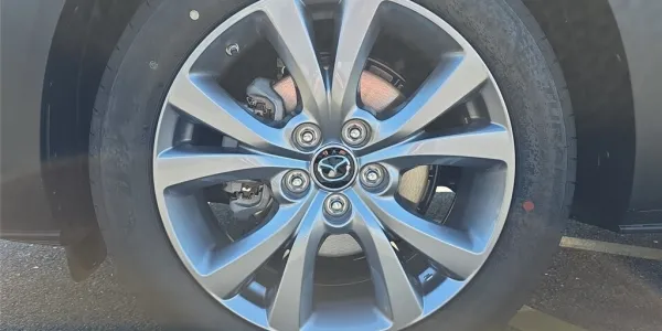 visuel - Mazda CX-30 2.5L E-SKYACTIV G M HYBRID 140 CH 4X2 BVA6 Exclusive-Line