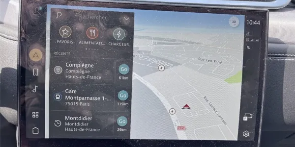 visuel - Jaguar F-Pace 2.0 - P400E PHEV AWD BVA8 R-Dynamic SE