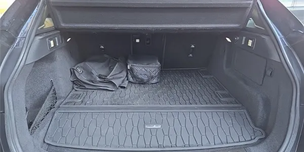 visuel - Jaguar F-Pace 2.0 - P400E PHEV AWD BVA8 R-Dynamic SE