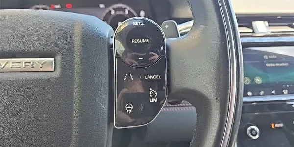 visuel - Land Rover Discovery Sport D180 BVA AWD R-DYNAMIC S MARK V MHEV SE