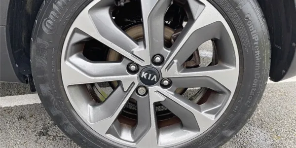 visuel - Kia Stonic 1.0 T-GDI 120 CH ISG BVM6 Premium