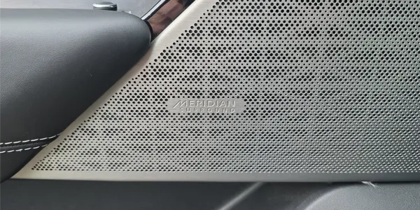 visuel - Land Rover Range Rover Velar 2.0L P400E PHEV 404CH HSE R-Dynamic