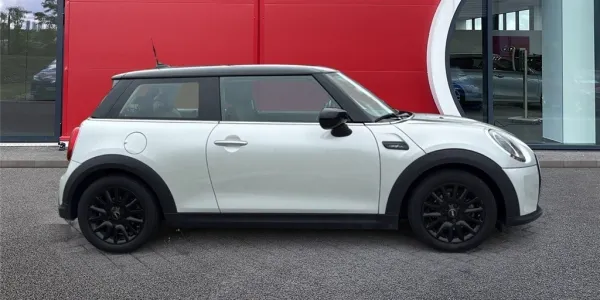 visuel - Mini 3 portes MINI F56 HATCH LCI II Cooper 136 ch Edition Camden