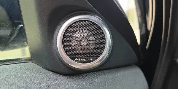 visuel - Land Rover Range Rover Evoque II MARK III P200 FLEXFUEL MHEV AWD BVA9 R-Dynamic SE