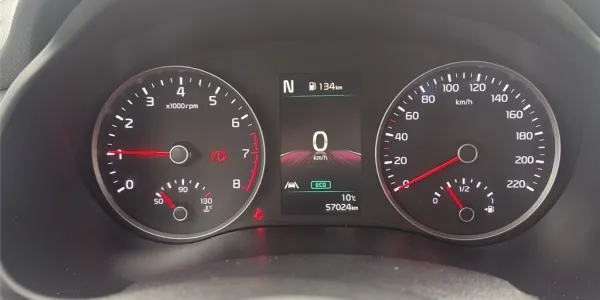 visuel - Kia Stonic 1.0 T-GDI 120 CH MHEV IBVM6 Launch Edition