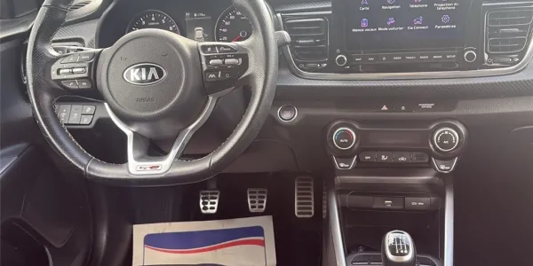 visuel - Kia Rio IV 1.0 T-GDI 120 CH MHEV IBVM6 GT Line Premium