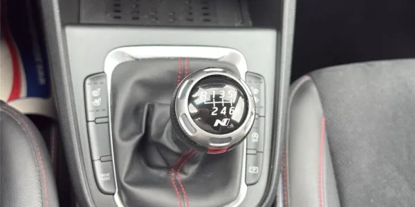 visuel - Hyundai Kona 1.0 T-GDI 120 HYBRID 48V N Line Executive