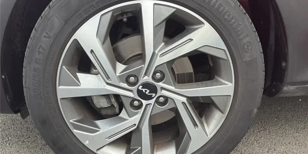 visuel - Kia Stonic 1.0 T-GDI 120 CH MHEV DCT7 GT Line