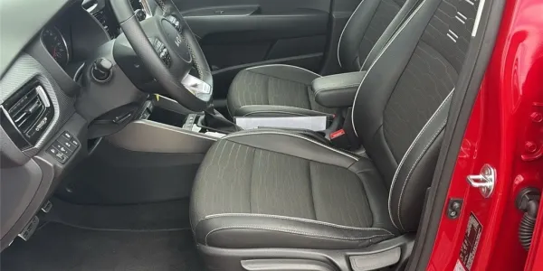 visuel - Kia Stonic 1.0 T-GDI 120 CH MHEV DCT7 GT Line