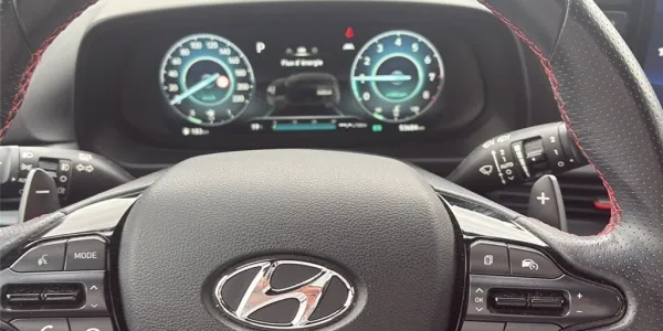 visuel - Hyundai i20 III 1.0 T-GDI 100 DCT-7 HYBRID 48V N Line Michel Vaillant