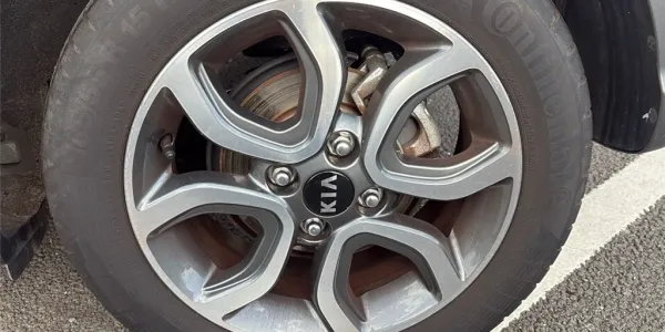 visuel - Kia Picanto III 1.0 ESSENCE MPI 67 CH BVM5 GT Line
