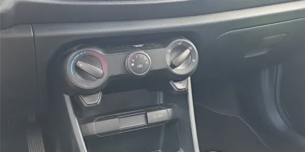 visuel - Kia Picanto III 1.0 DPI 67CH ISG BVM5 Motion