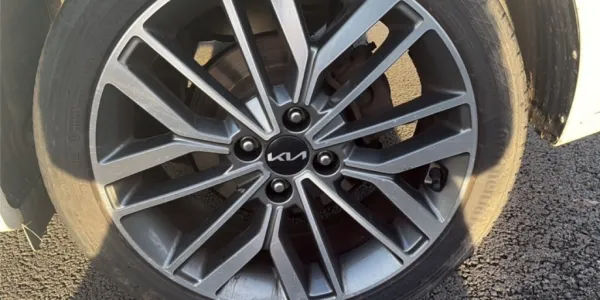 visuel - Kia Rio IV 1.0 T-GDI 120 CH MHEV IBVM6 GT Line Premium