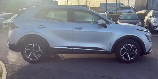 visuel - Kia Sportage V 1.6 T-GDI 230CH ISG HYBRIDE BVA6 4X2 Active