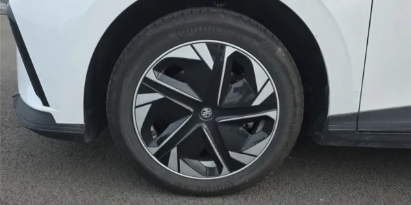 visuel - MG MG4 ELECTRIC 51KWH - 125 KW 2WD Standard