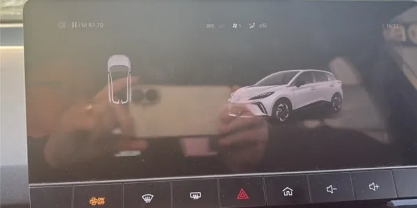 visuel - MG MG4 ELECTRIC 51KWH - 125 KW 2WD Standard