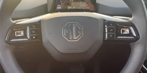 visuel - MG MG4 ELECTRIC 51KWH - 125 KW 2WD Standard