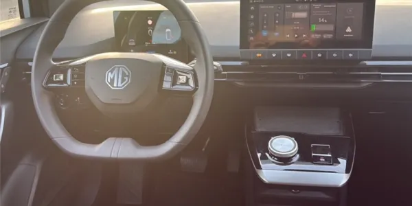 visuel - MG MG4 ELECTRIC 51KWH - 125 KW 2WD Standard