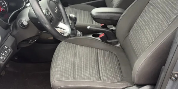 visuel - Kia Stonic 1.0 T-GDI 100 CH BVM6 Active