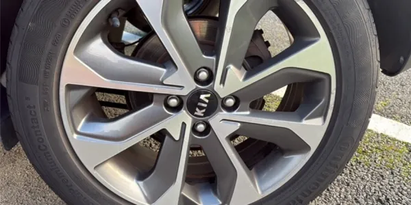 visuel - Kia Stonic 1.0 T-GDI 100 CH ISG BVM6 LAUNCH EDITION