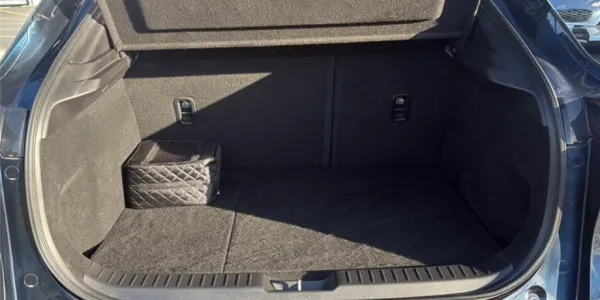 visuel - Mazda CX-30 2021 2.0L E-SKYACTIV G M HYBRID 122 CH 4X2 BVM6 Sportline