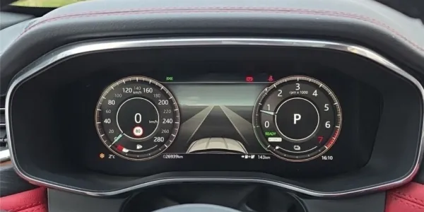 visuel - Jaguar F-Pace PLUG-IN HYB P400e R-DYNAMIC S 2.0 - PHEV AWD BVA8 Black