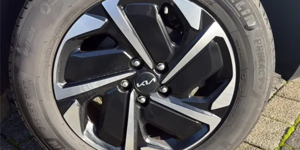 visuel - Kia Sportage V 1.6 T-GDI 230CH ISG HYBRIDE BVA6 4X2 Active