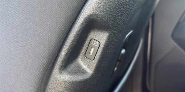 visuel - Kia Sportage V 1.6 T-GDI 230CH ISG HYBRIDE BVA6 4X2 Active