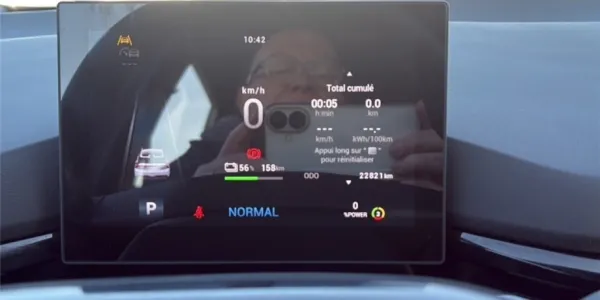 visuel - MG MG4 ELECTRIC 51KWH - 125 KW 2WD Standard