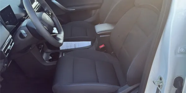 visuel - MG MG4 ELECTRIC 51KWH - 125 KW 2WD Standard