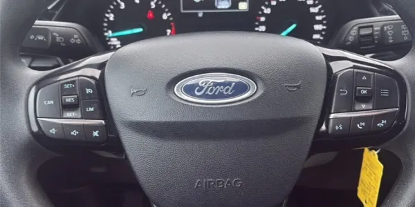 visuel - Ford Fiesta VII 1.1 70 CH BVM5 Trend