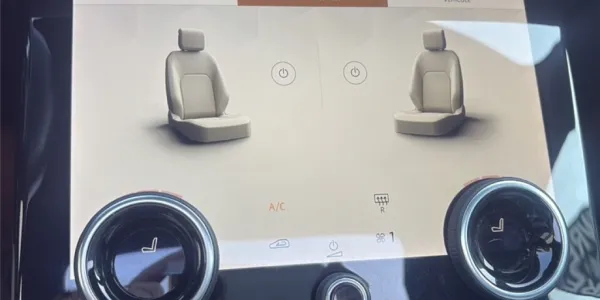 visuel - Land Rover Range Rover Evoque II MARK I D200 MHEV AWD BVA9 R-Dynamic SE