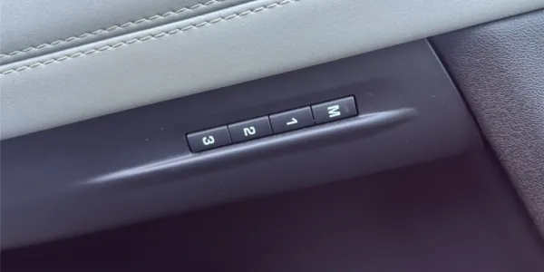 visuel - Land Rover Range Rover Evoque II MARK I D200 MHEV AWD BVA9 R-Dynamic SE