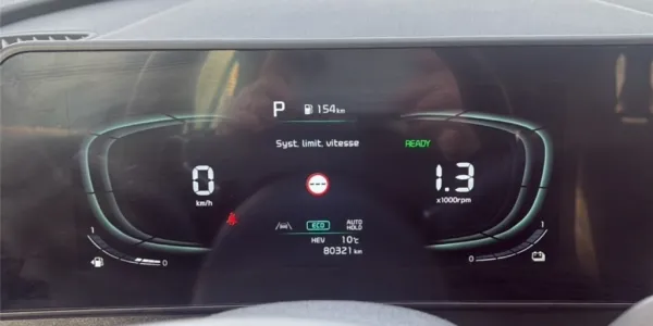 visuel - Kia Sportage V 1.6 T-GDI 265CH ISG HYBRIDE RECHARGEABLE BVA6 4X4 Active