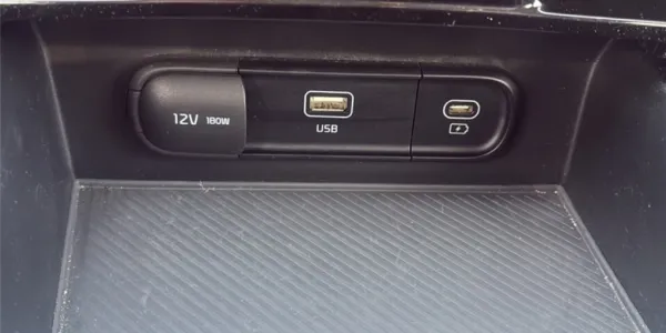 visuel - Kia Sportage V 1.6 T-GDI 265CH ISG HYBRIDE RECHARGEABLE BVA6 4X4 Active