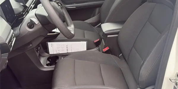 visuel - MG MG4 ELECTRIC 51KWH - 125 KW 2WD Standard