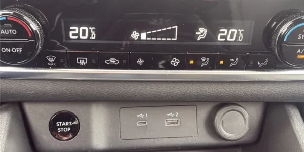 visuel - Nissan X-Trail IV E-POWER 213 CH E-4ORCE 7 PLACES Tekna