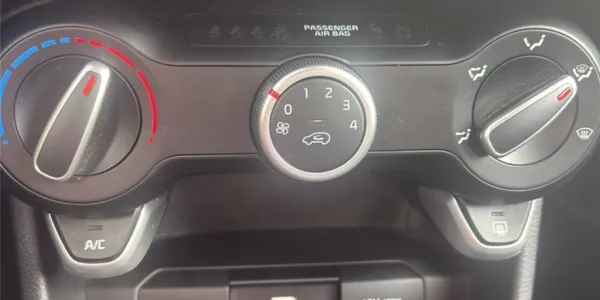 visuel - Kia Picanto III DPI 67 ISG BVM5 GT LINE 1.0 67CH