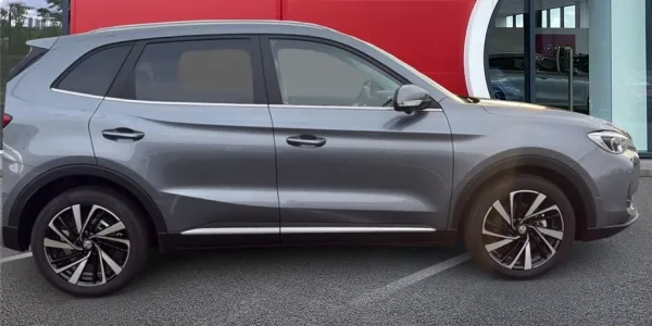 visuel - MG ZS III 1.5 L HYBRID+ 197 CH Luxury