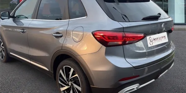 visuel - MG ZS III 1.5 L HYBRID+ 197 CH Luxury